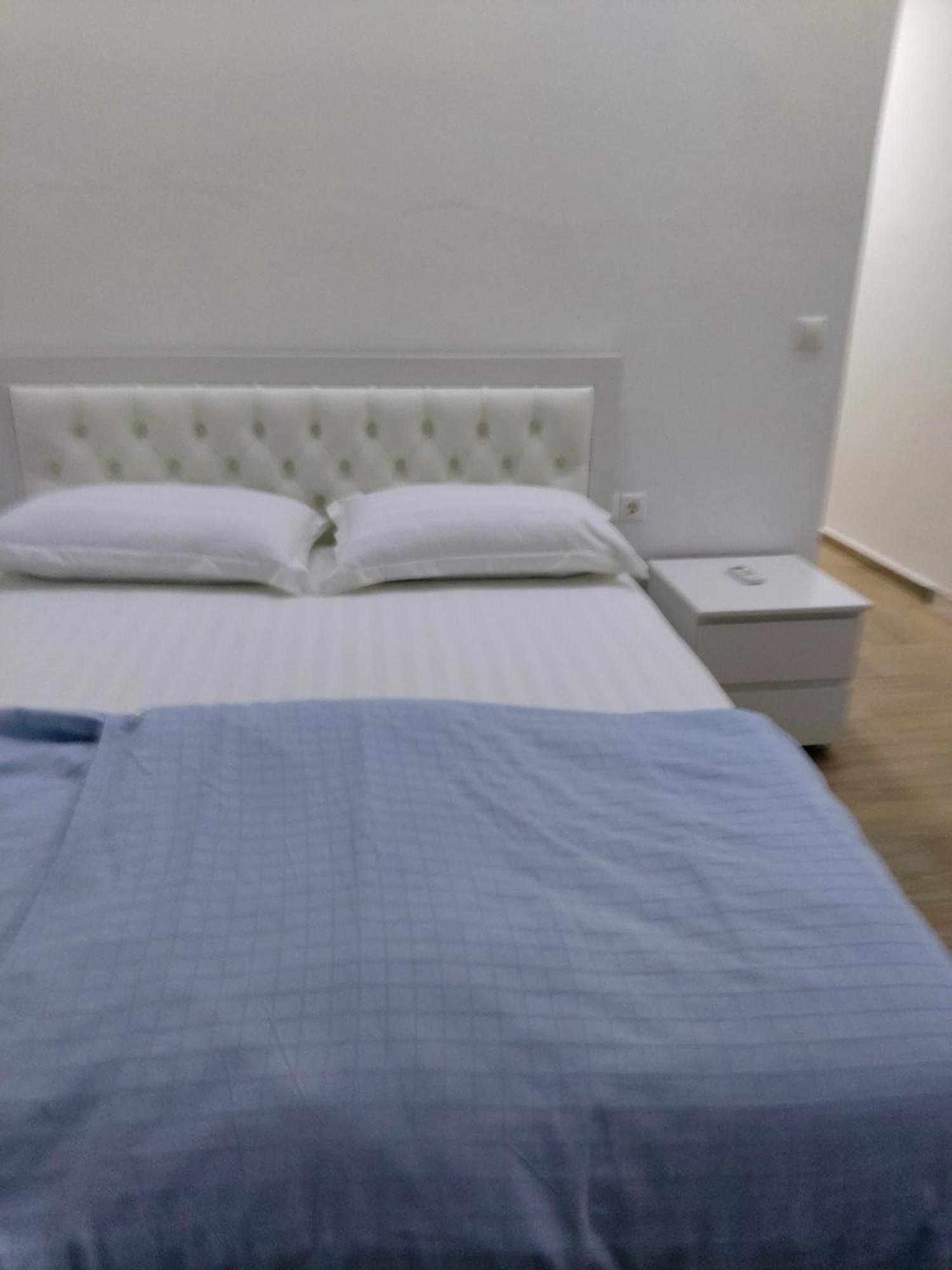 Spacious Apartment Near The Beach Sarandë Exteriér fotografie