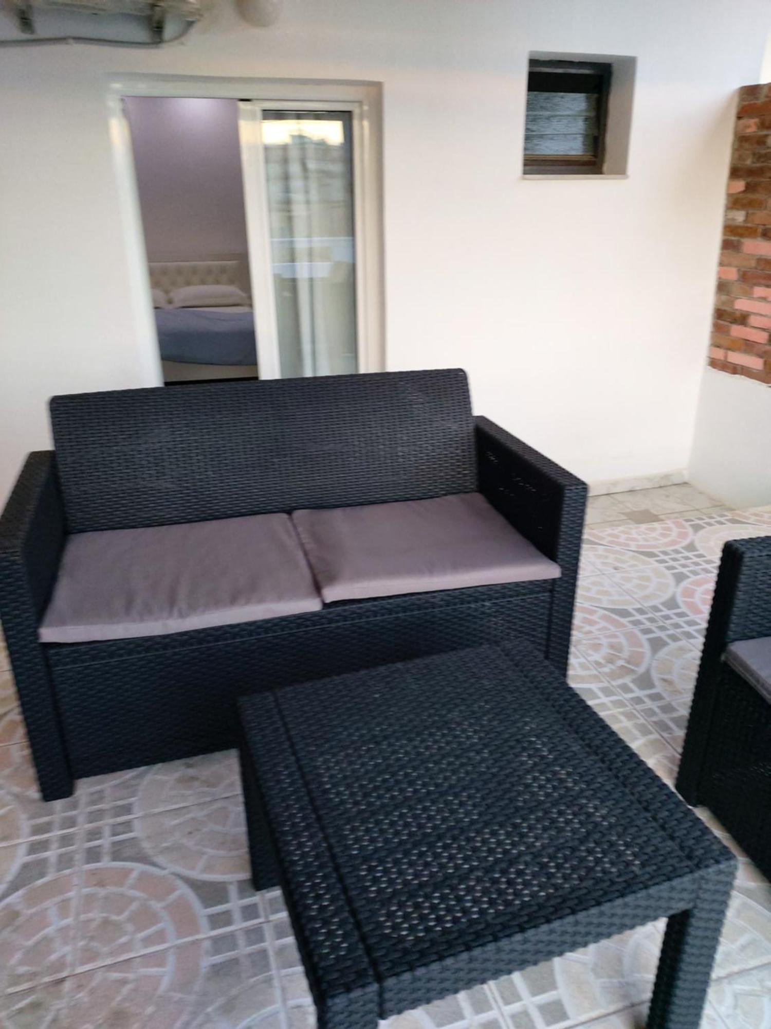 Spacious Apartment Near The Beach Sarandë Exteriér fotografie
